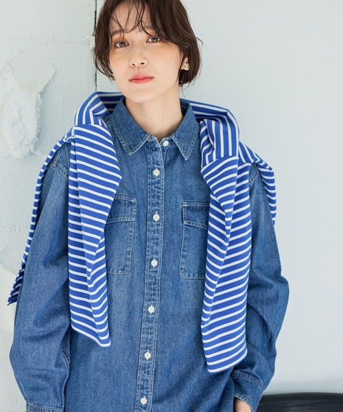 studio CLIP（スタディオクリップ）の「ベージックデニムシャツ《CLIP denim》（シャツ/ブラウス・レディース・ベビーピンク/ブルー/オフホワイト/グレー/ライトブルー・FREE）」の4枚目の写真
