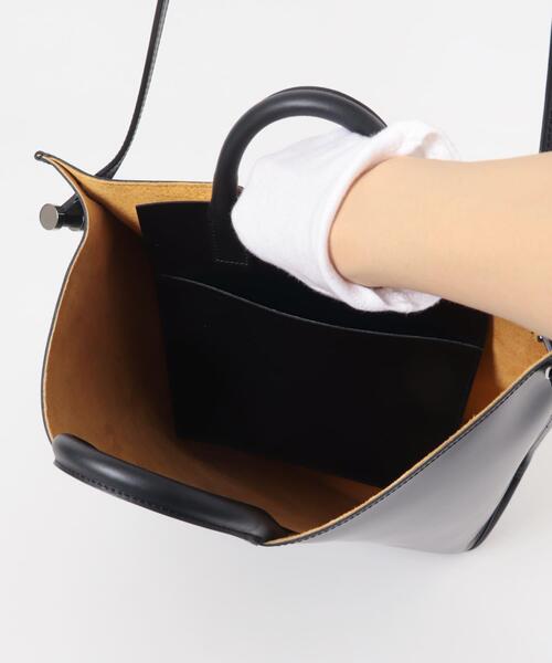 PIENI（ピエニ）の「PIENI　SULKA L（ハンドバッグ・レディース・ブラック・-）」の6枚目の写真