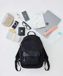 VIS（ビス）の「6ポケットリュック/A4・13インチPC対応（バックパック/リュック）」