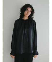 HER.（ハー）の「ギャザーサテンブラウス（シャツ/ブラウス）」