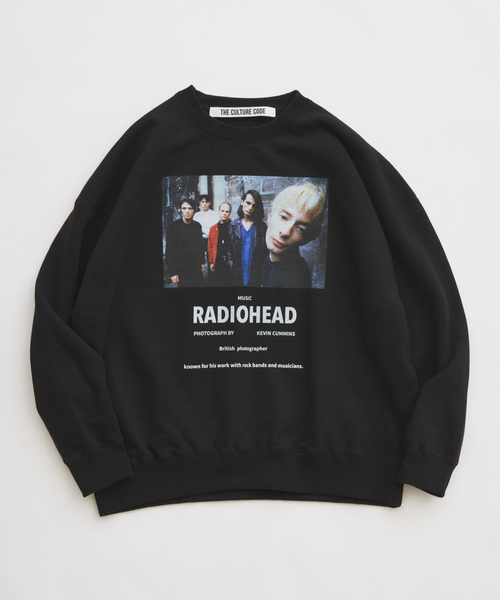 JOURNAL STANDARD relume（ジャーナルスタンダード　レリューム）の「【THE CULTURE CODE】レディオヘッド by Kevin Cummins フォトスウェット（スウェット・メンズ・ホワイト/ブラック・MEDIUM/LARGE）」の2枚目の写真