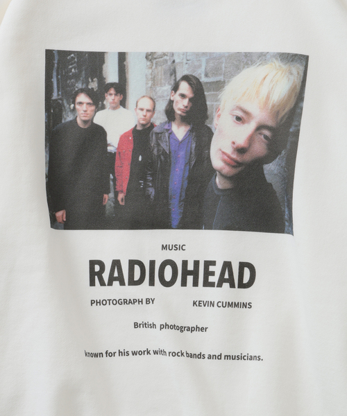 JOURNAL STANDARD relume（ジャーナルスタンダード　レリューム）の「【THE CULTURE CODE】レディオヘッド by Kevin Cummins フォトスウェット（スウェット・メンズ・ホワイト/ブラック・MEDIUM/LARGE）」の15枚目の写真