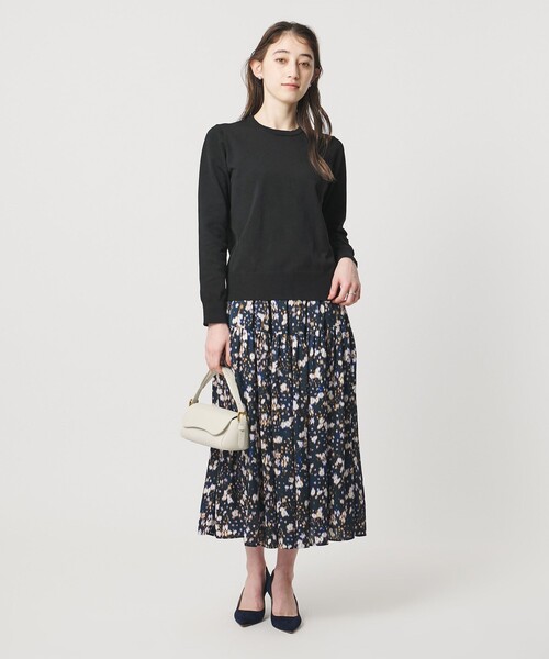UNITED ARROWS（ユナイテッドアローズ）の「レディー フラワービジュー ニット‐ ウォッシャブル‐（ニット/セーター・レディース・ブラック/ダークグレー/ネイビー・FREE）」の9枚目の写真