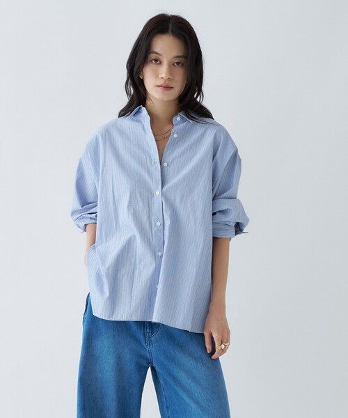 cloenc（クロエンス）の「【手洗い可】バックギャザールーズシャツ（シャツ/ブラウス・レディース・ピンク系その他/ホワイト/ブルー系2/ベージュ・02）」の4枚目の写真