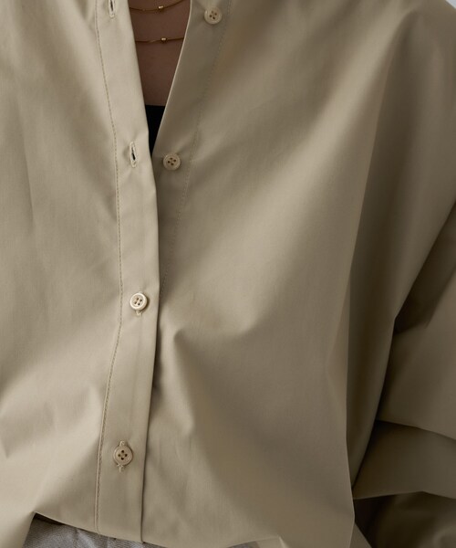 cloenc（クロエンス）の「【手洗い可】バックギャザールーズシャツ（シャツ/ブラウス・レディース・ピンク系その他/ホワイト/ブルー系2/ベージュ・02）」の19枚目の写真