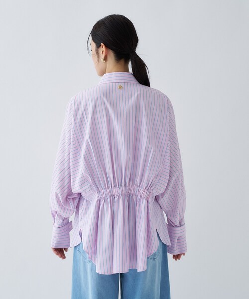 cloenc(クロエンス)の「【手洗い可】バックギャザールーズシャツ(シャツ/ブラウス・レディース・ピンク系その他/ホワイト/ブルー系2/ベージュ・02)」の12枚目の写真