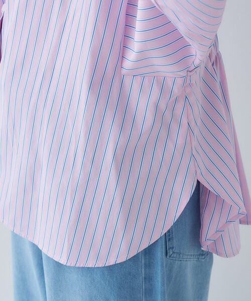 cloenc(クロエンス)の「【手洗い可】バックギャザールーズシャツ(シャツ/ブラウス・レディース・ピンク系その他/ホワイト/ブルー系2/ベージュ・02)」の15枚目の写真