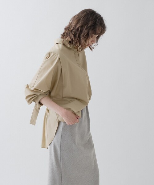 cloenc(クロエンス)の「【手洗い可】バックギャザールーズシャツ(シャツ/ブラウス・レディース・ピンク系その他/ホワイト/ブルー系2/ベージュ・02)」の21枚目の写真