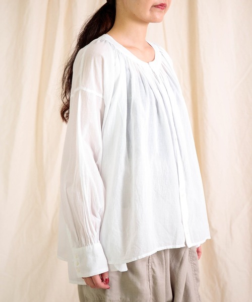 Brocante（ブロカント）の「[Brocante / ブロカント] 80ローン クレアシャツ（シャツ/ブラウス・レディース・ロイヤルブルー/ブラック/ホワイト/アイボリー・2）」の19枚目の写真