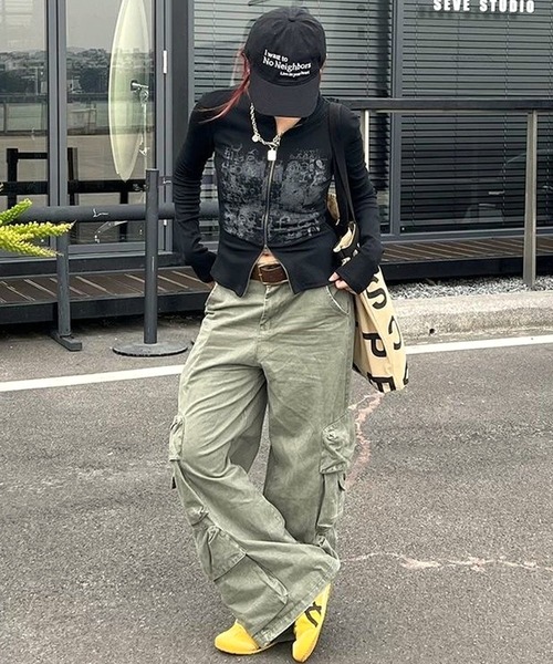CANVAS+(キャンバスプラス)の「【CANVAS+】フロントプリントダブルジップトップス(その他トップス・レディース・ブラック・M)」の4枚目の写真