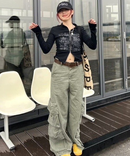 CANVAS+(キャンバスプラス)の「【CANVAS+】フロントプリントダブルジップトップス(その他トップス・レディース・ブラック・M)」の12枚目の写真