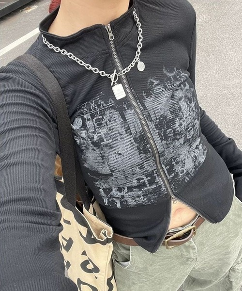CANVAS+(キャンバスプラス)の「【CANVAS+】フロントプリントダブルジップトップス(その他トップス・レディース・ブラック・M)」の13枚目の写真