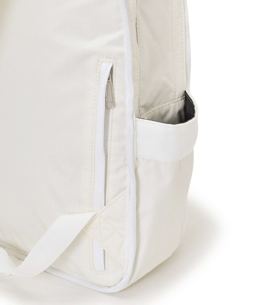 LeSportsac（レスポートサック）の「ROUTE BACKPACK メレンゲ2（バックパック/リュック・レディース・ホワイト・FREE）」の7枚目の写真