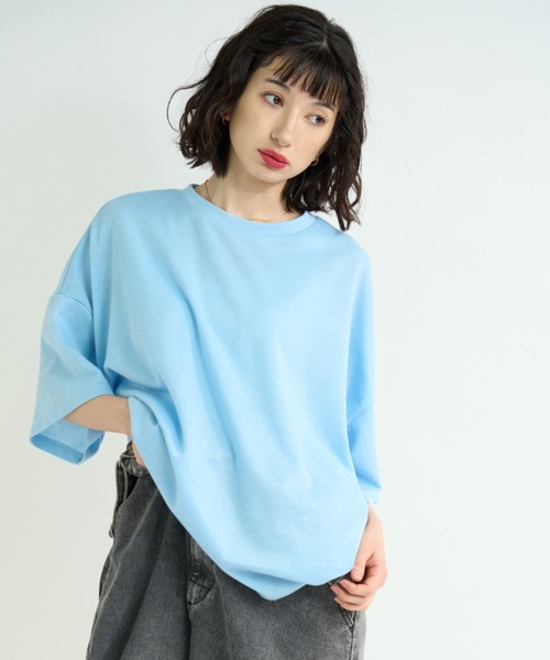 A.D.C.L.(エーディーシーエル)の「カラー オーバーサイズ 半袖Tシャツ(Tシャツ/カットソー・レディース・イエロー/チャコールグレー/サックスブルー・L/M)」の2枚目の写真