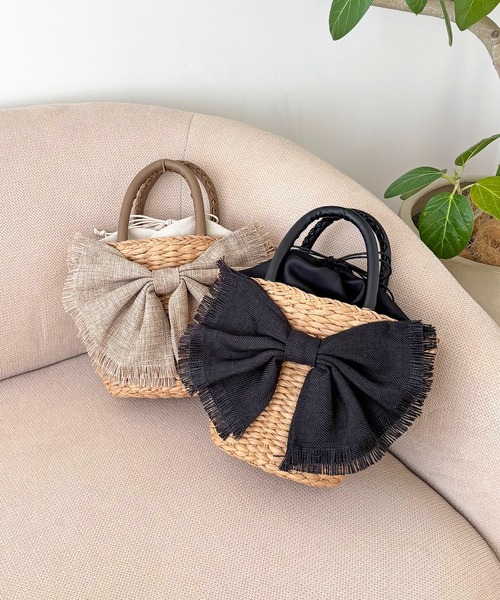 MIAN (ミアン)の「リボンかごバッグ(かごバッグ・レディース・ブラック/ベージュ・FREE)」の1枚目の写真