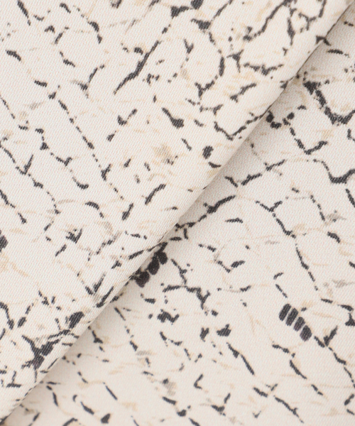 AP STUDIO（エーピーストゥディオ）の「パイソンプリントパンツ（その他パンツ・レディース・アイボリー・36/38）」の16枚目の写真