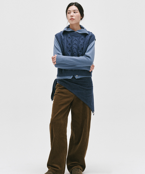 YURT（ユルト）の「CASHMERE  WOOL ARAN VEST_3color（ニット/セーター・レディース・ダークブラウン/ライトグレー/ブラウン・FREE）」の12枚目の写真