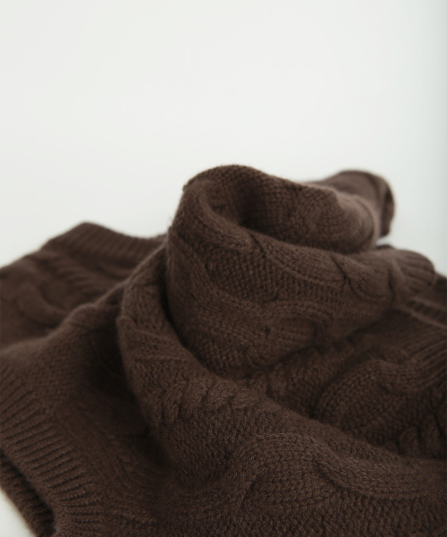 YURT（ユルト）の「CASHMERE  WOOL ARAN VEST_3color（ニット/セーター・レディース・ダークブラウン/ライトグレー/ブラウン・FREE）」の22枚目の写真
