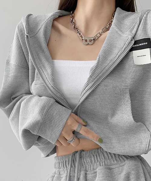 Flugge(フラッジー)の「ショート丈サーマルフーディー(パーカー・レディース・ブラック/グレー・LARGE/MEDIUM)」の6枚目の写真
