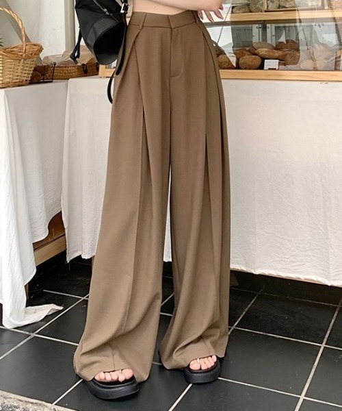 LAC-VERT(ラック・ヴェール)の「ハイウエストタックワイドスラックス(スラックス・レディース・ブラック/ベージュ・MEDIUM/LARGE)」の12枚目の写真
