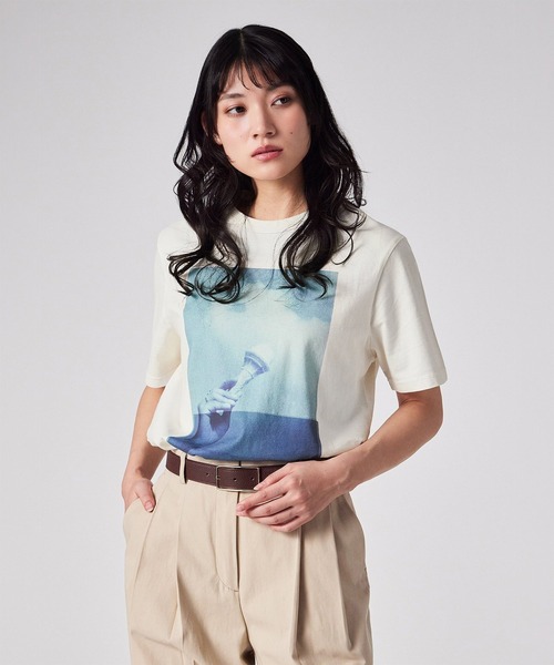 Paul Smith(ポールスミス)の「ウィメンズ Paul Smith Loves Barbour "Scoop" Tシャツ / 165907 MTS1613(Tシャツ/カットソー・レディース・ブルー/オフホワイト・X-SMALL)」の2枚目の写真