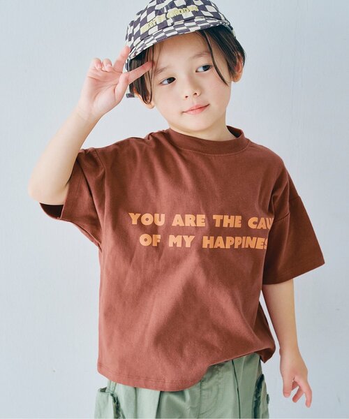 p.premier（ピードットプルミエ）の「【再入荷】イロチ買いしたいシンプルロゴ半袖Tシャツ(キッズサイズ)_リンク（Tシャツ/カットソー・キッズ・オレンジ/パープル/イエロー/ブラウン/ダークブラウン/ピンク/レッド/サーモンピンク/ブルー/クリーム/オフホワイト/ブラック/エメラルド/サックスブルー・80/90/100/110/120/130/140）」の4枚目の写真