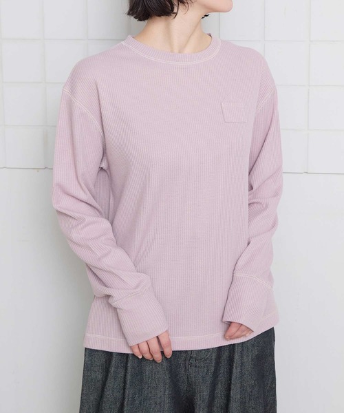 l'atelier du savon（アトリエドサボン）の「ちいさなポケットのワッフルプルオーバー（Tシャツ/カットソー・レディース・パープル/グリーン/マルチ・FREE）」の14枚目の写真