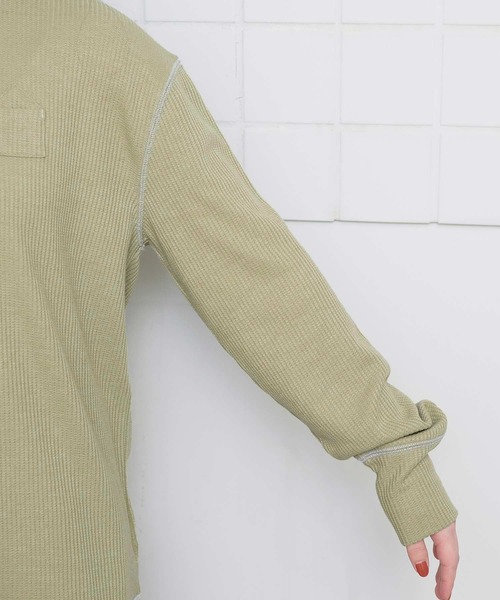 l'atelier du savon（アトリエドサボン）の「ちいさなポケットのワッフルプルオーバー（Tシャツ/カットソー・レディース・パープル/グリーン/マルチ・FREE）」の7枚目の写真