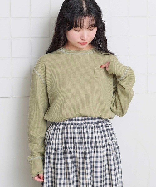 l'atelier du savon（アトリエドサボン）の「ちいさなポケットのワッフルプルオーバー（Tシャツ/カットソー・レディース・パープル/グリーン/マルチ・FREE）」の22枚目の写真