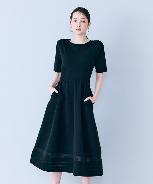 Audie a Muses(オーディアミューズ)の「美シルエットニットワンピース(ワンピース・レディース・ブラック/レッド・38/42)」の3枚目の写真