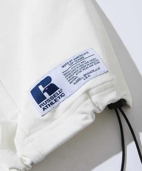 Russell Athletic（ラッセルアスレティック）の「限定展開 RUSSEL ATHLETIC×FREAK'S STORE/ラッセルアスレティック 別注 ビッグシルエット ヘムコード サイドポケット Tシャツ（Tシャツ/カットソー・メンズ・ホワイト/ブラック/グレイッシュベージュ/スミクロ・LARGE/MEDIUM/SMALL）」の16枚目の写真