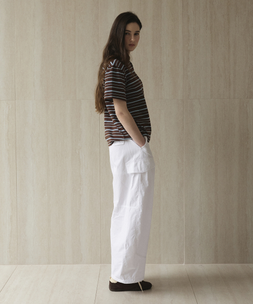 STUDIO&PARC(スタジオアンドパルク)の「Cargo Cutline Pants_White(スウェットパンツ・レディース・ホワイト・FREE)」の4枚目の写真