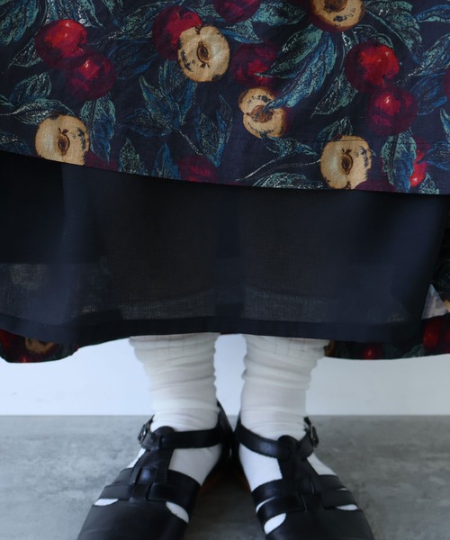bulle de savon(ビュルデサボン)の「△すももプリント スカート(スカート・レディース・ブラック・FREE)」の18枚目の写真