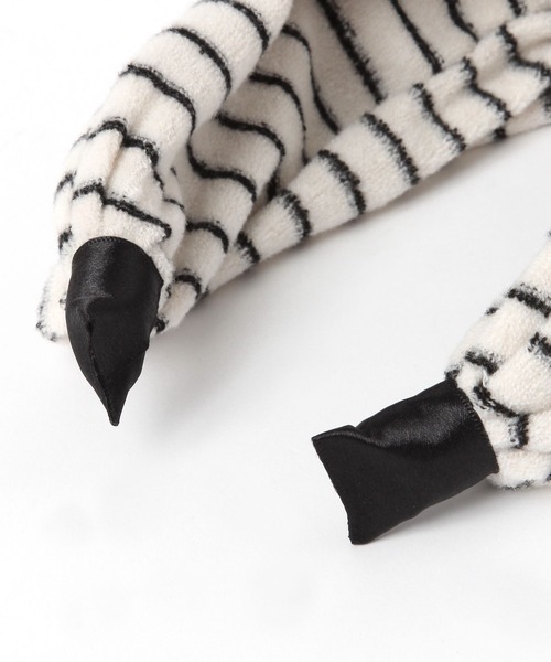 niko and...(ニコアンド)の「パイルボーダーカチューシャ(バレッタ/ヘアクリップ・レディース・ブラック/ホワイト・0)」の7枚目の写真