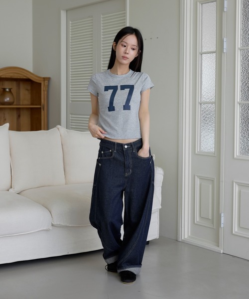 UNE MANSION(ユヌマンション)の「パステルナンバリングプリント半袖Tシャツ(Tシャツ/カットソー・レディース・ホワイト/イエロー/スカイブルー/グレー・FREE)」の14枚目の写真