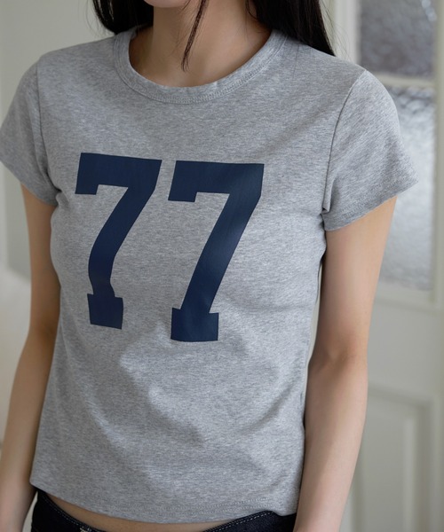 UNE MANSION(ユヌマンション)の「パステルナンバリングプリント半袖Tシャツ(Tシャツ/カットソー・レディース・ホワイト/イエロー/スカイブルー/グレー・FREE)」の13枚目の写真
