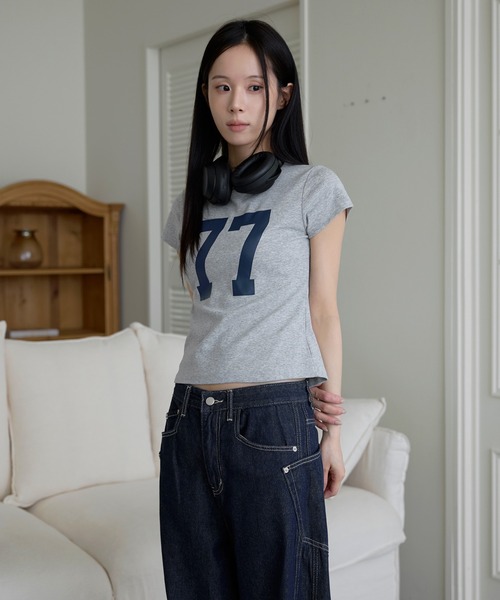 UNE MANSION(ユヌマンション)の「パステルナンバリングプリント半袖Tシャツ(Tシャツ/カットソー・レディース・ホワイト/イエロー/スカイブルー/グレー・FREE)」の12枚目の写真