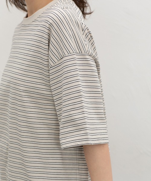 Honeys(ハニーズ)の「【UVカット】ボーダーゆるTシャツ(Tシャツ/カットソー・レディース・ネイビー×ホワイト/グリーン系その他/ベージュ系その他・L/LL/M/S)」の22枚目の写真