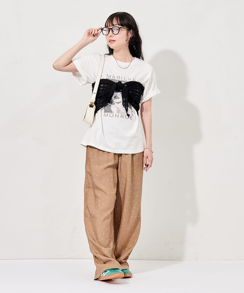 FREAK'S STORE(フリークスストア)の「かぎ編み三角スカーフ(ストール/ショール・レディース・オフホワイト/ブラック・ONE SIZE)」の16枚目の写真