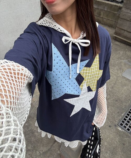 CIAOPANIC（チャオパニック）の「スターパッチワークTee（Tシャツ/カットソー・レディース・チャコールグレー/ネイビー/ホワイト・ONE SIZE）」の3枚目の写真