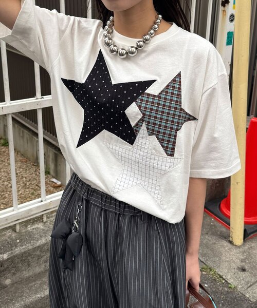 CIAOPANIC（チャオパニック）の「スターパッチワークTee（Tシャツ/カットソー・レディース・チャコールグレー/ネイビー/ホワイト・ONE SIZE）」の5枚目の写真