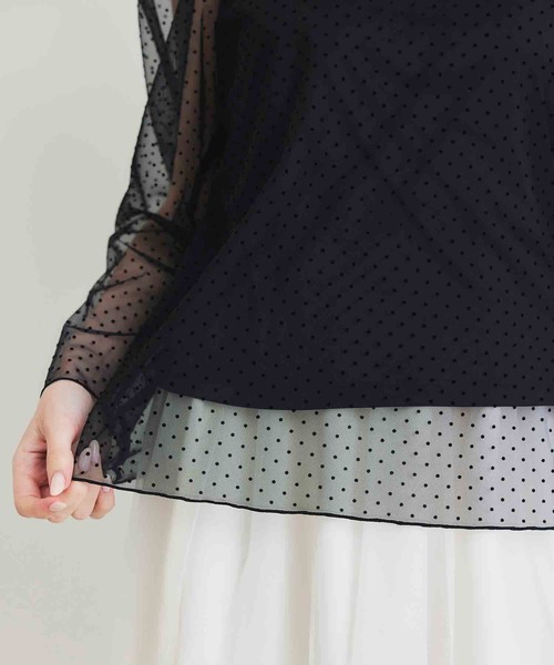 PICCIN PERLA(ピッチンペルラ)の「フロッキードットシアーブラウス(キャミ付き)(シャツ/ブラウス・レディース・ブラック・M)」の21枚目の写真