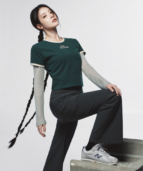 NEW BALANCE(ニューバランス)の「TracksideリンガーTシャツ(Tシャツ/カットソー・レディース・ダークグリーン・SMALL/MEDIUM/LARGE/X-LARGE)」の11枚目の写真