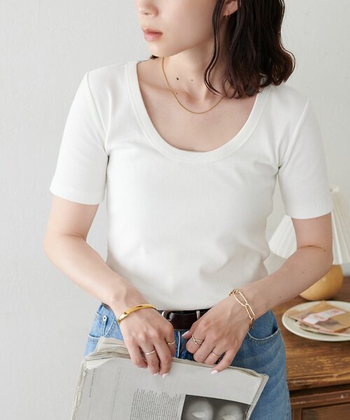 DISCOAT（ディスコート）の「【万能インナー♪/WEB限定】前後2WAYUネック半袖Tシャツ（Tシャツ/カットソー・レディース・アイボリー/ブラック/ホワイト/グレー・FREE）」の9枚目の写真