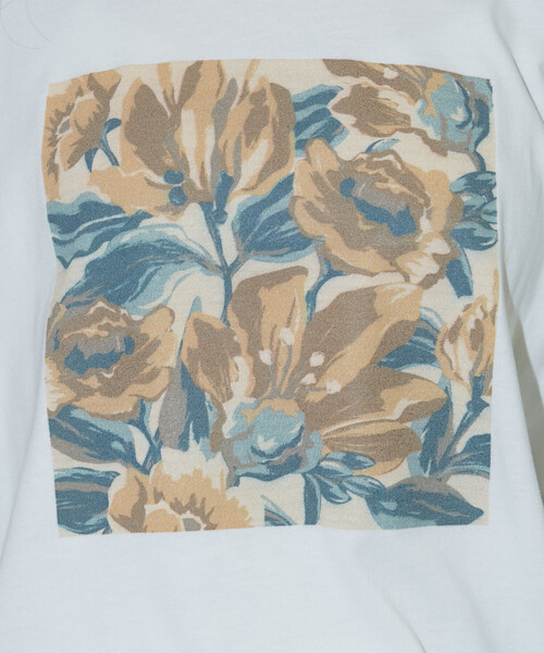 PUBLUX（パブリュクス）の「PUBLUX/パブリュクス 花 ニュアンス アート ボックスプリント ビッグシルエット Tシャツ　限定展開（Tシャツ/カットソー・レディース・ベージュ/チャコールグレー/オフホワイト・ﾌﾘ-）」の4枚目の写真