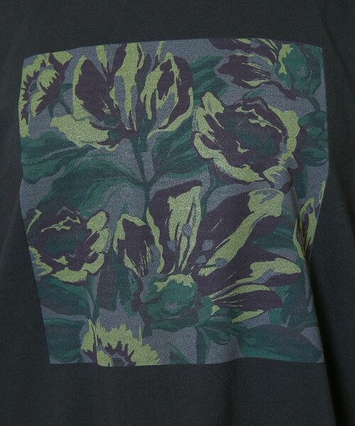PUBLUX（パブリュクス）の「PUBLUX/パブリュクス 花 ニュアンス アート ボックスプリント ビッグシルエット Tシャツ　限定展開（Tシャツ/カットソー・レディース・ベージュ/チャコールグレー/オフホワイト・ﾌﾘ-）」の16枚目の写真
