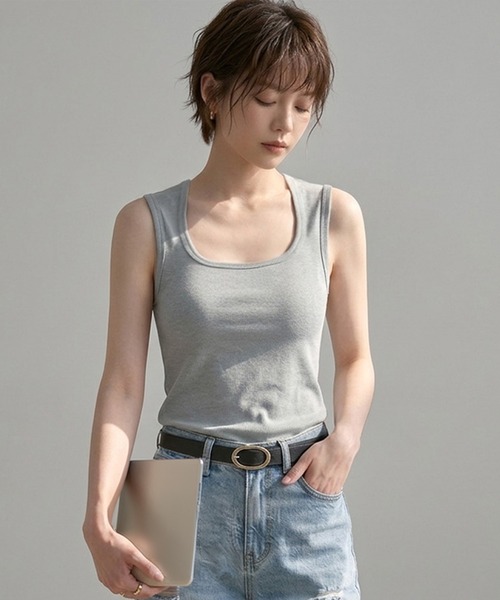 by LEGNA(バイレグナ)の「幅広ストラップタンクトップ(タンクトップ・レディース・ホワイト/ブラック/グレー・X-LARGE/LARGE/SMALL/MEDIUM/XX-LARGE)」の3枚目の写真