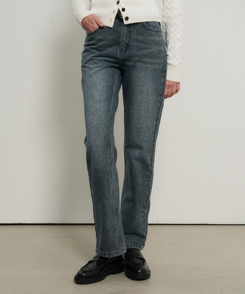 GENERAL IDEA(ジェネラルアイデア)の「【GENERAL IDEA】ウォッシュストレートデニムパンツ / WASHING STRAIGHT DENIM PANTS(デニムパンツ・レディース・ブルー/ライトブルー・S/M/L)」の2枚目の写真
