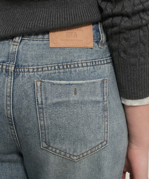 GENERAL IDEA(ジェネラルアイデア)の「【GENERAL IDEA】ウォッシュストレートデニムパンツ / WASHING STRAIGHT DENIM PANTS(デニムパンツ・レディース・ブルー/ライトブルー・S/M/L)」の5枚目の写真