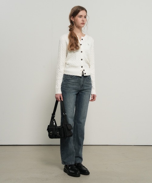 GENERAL IDEA(ジェネラルアイデア)の「【GENERAL IDEA】ウォッシュストレートデニムパンツ / WASHING STRAIGHT DENIM PANTS(デニムパンツ・レディース・ブルー/ライトブルー・S/M/L)」の13枚目の写真